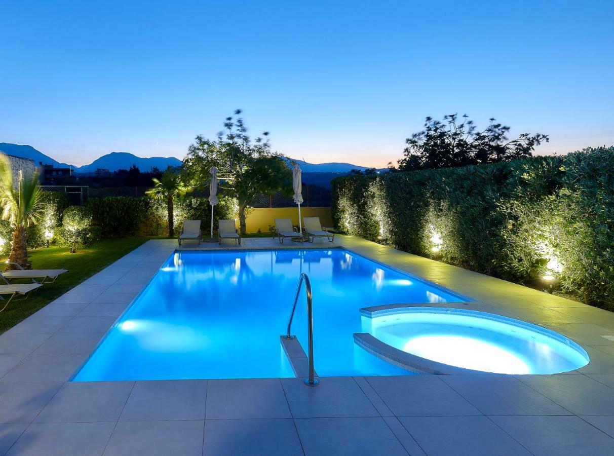 Castello Villa Daphnes - Private Pool & Whirlpool Dhafnes Eksteriør billede