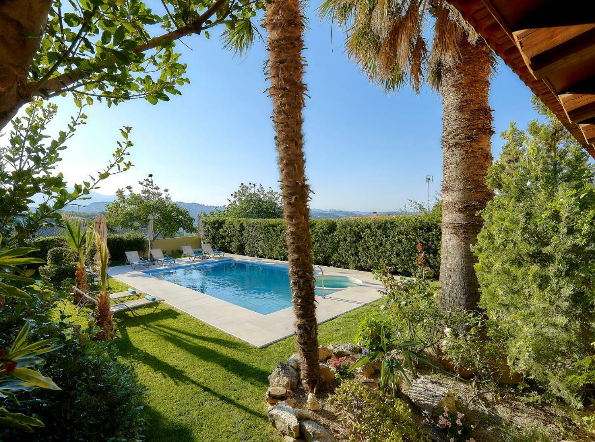 Castello Villa Daphnes - Private Pool & Whirlpool Dhafnes Eksteriør billede